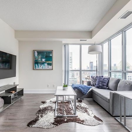 Luxury 1Br Condo - King Bed With City Views Toronto Eksteriør billede