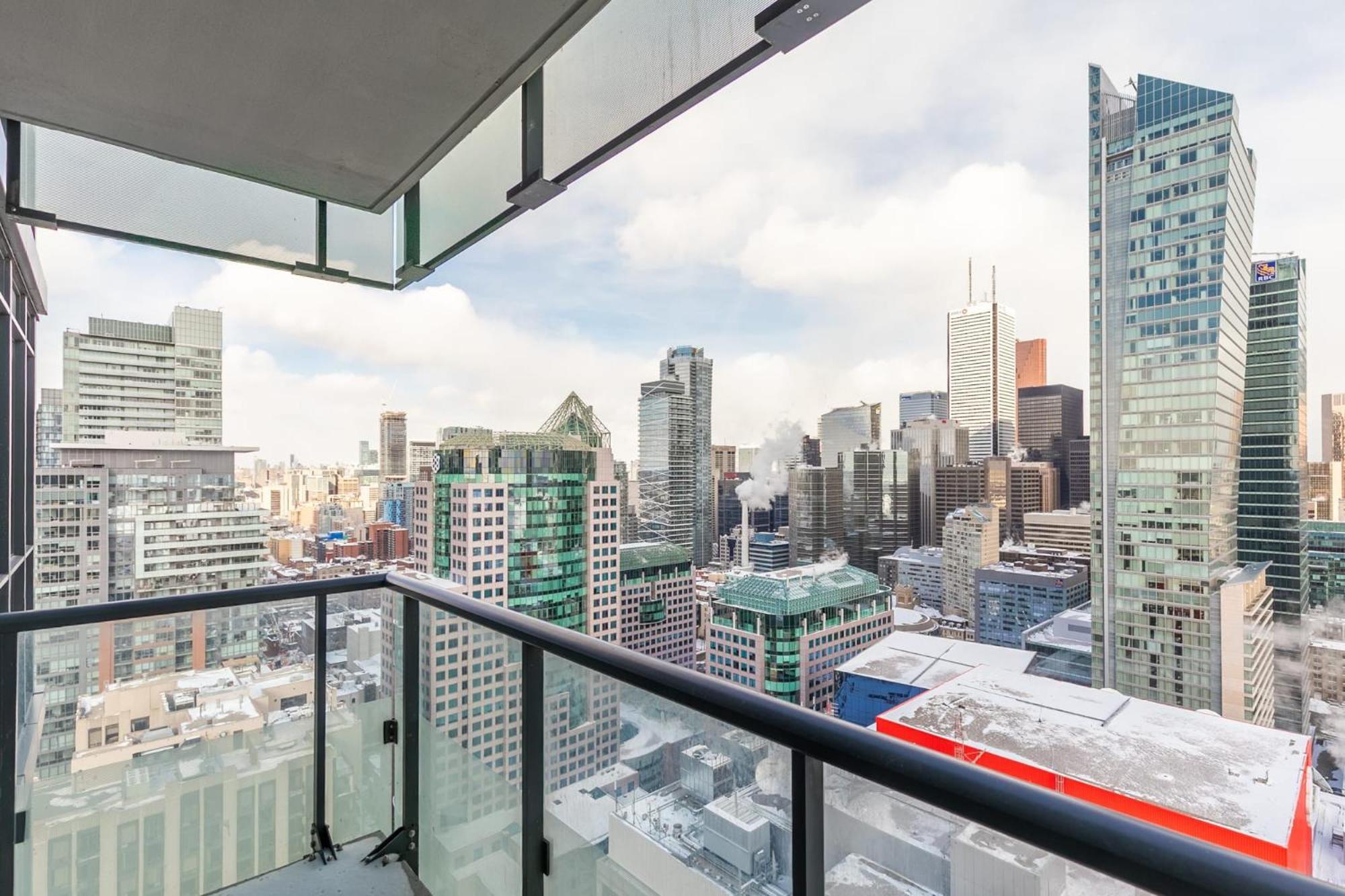 Luxury 1Br Condo - King Bed With City Views Toronto Eksteriør billede