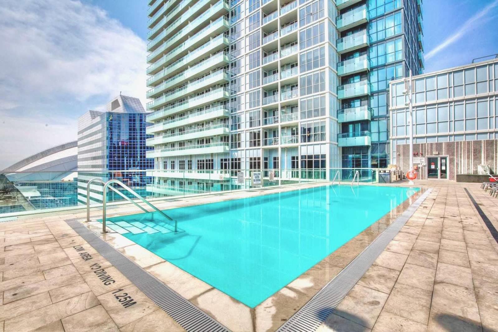 Luxury 1Br Condo - King Bed With City Views Toronto Eksteriør billede